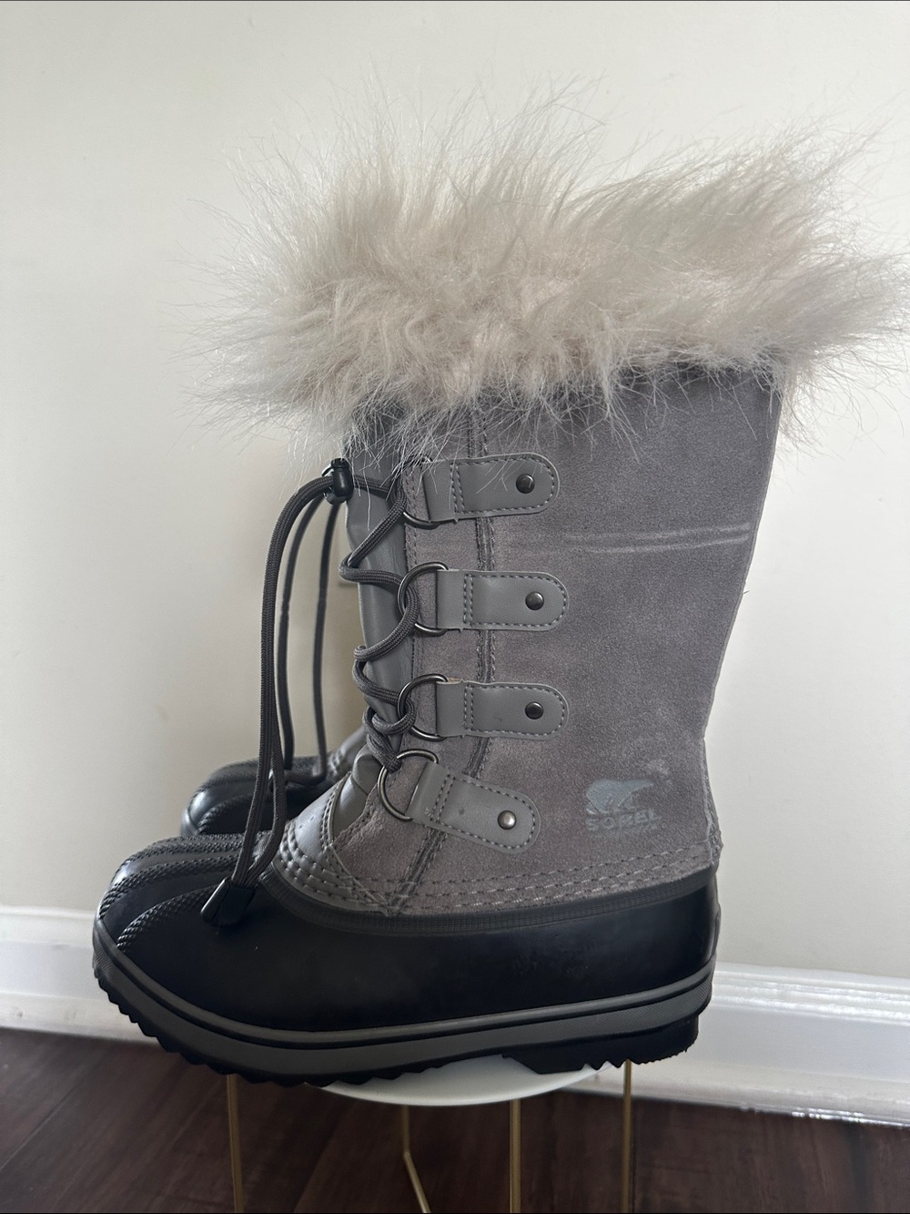 Sorel Gray and Black Lace-Up Winter Boots with Faux Fur Cuff